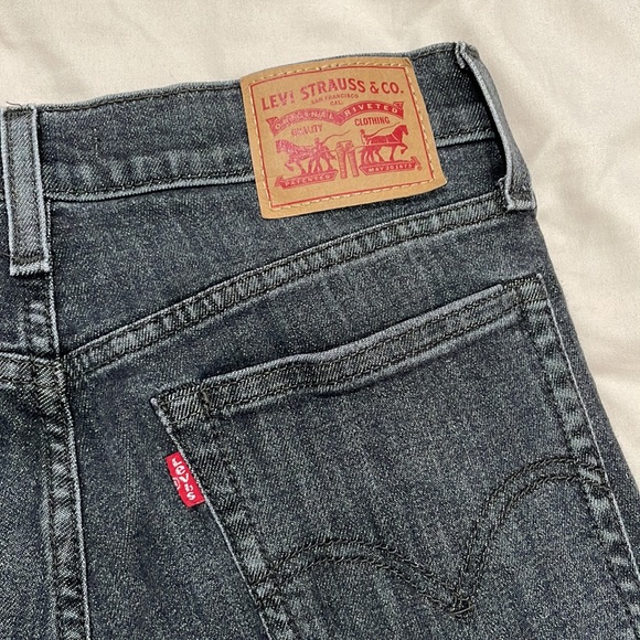 Levi’s wedgie skinny jeans - Picture 9 of 9